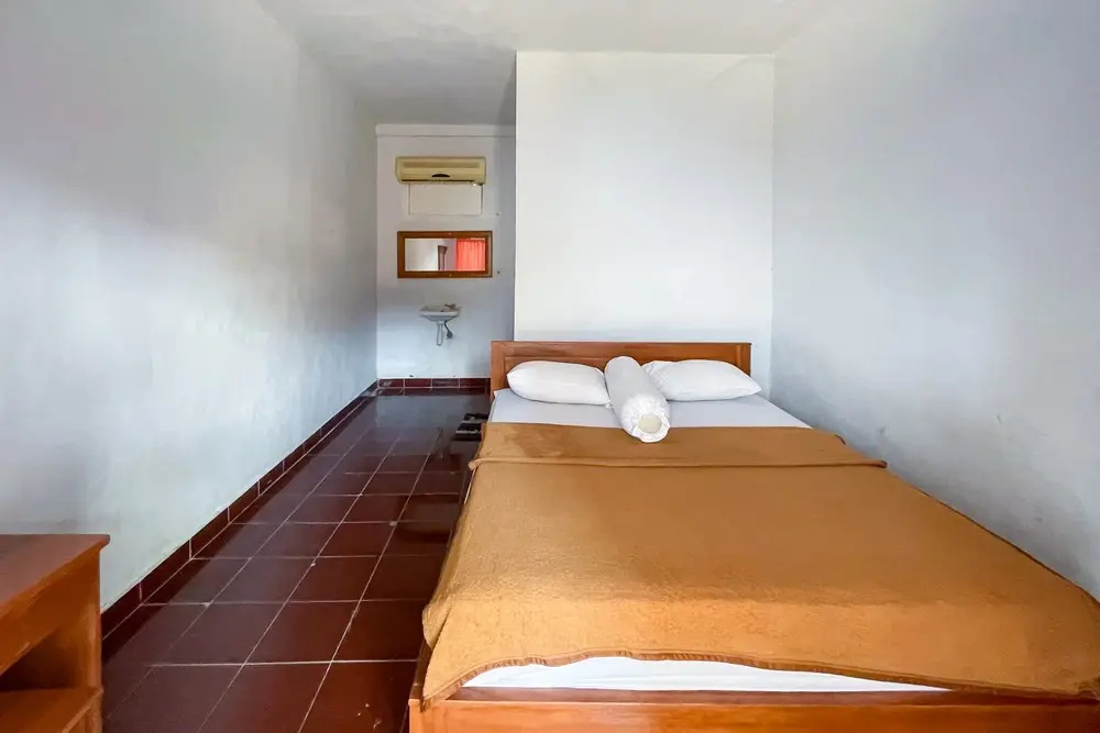 Guest House Surya Ayu Permai Buleleng Mitra RedDoorz — фото