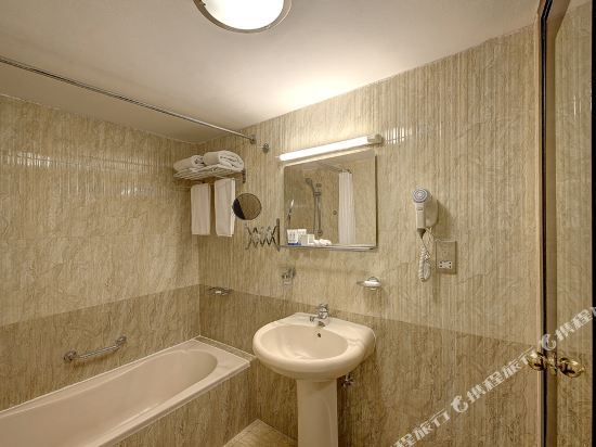 Palm Beach Hotel