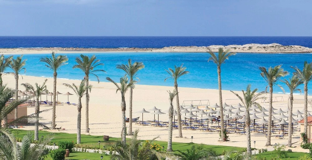 Beach & Waterfront