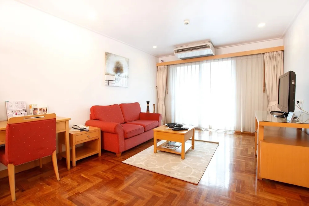 1 Bedroom Suite with balcony