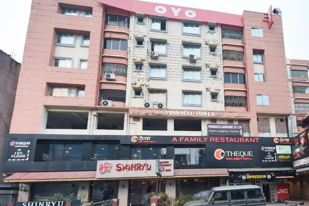 Pinnacle Auberge by OYO Rooms