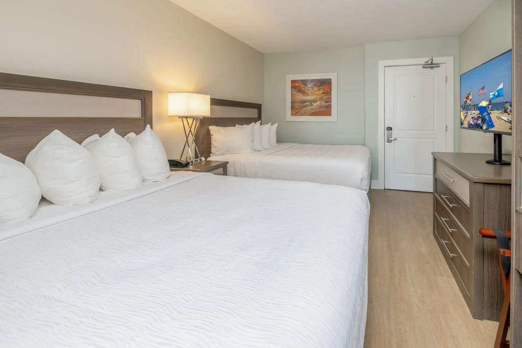 Suite oceanfront