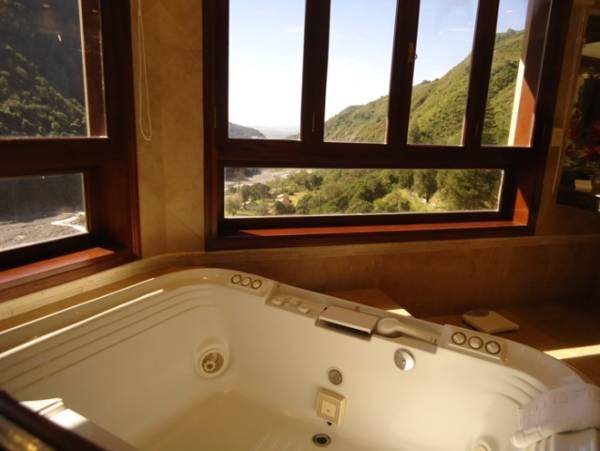 gallery_image_hidden_7