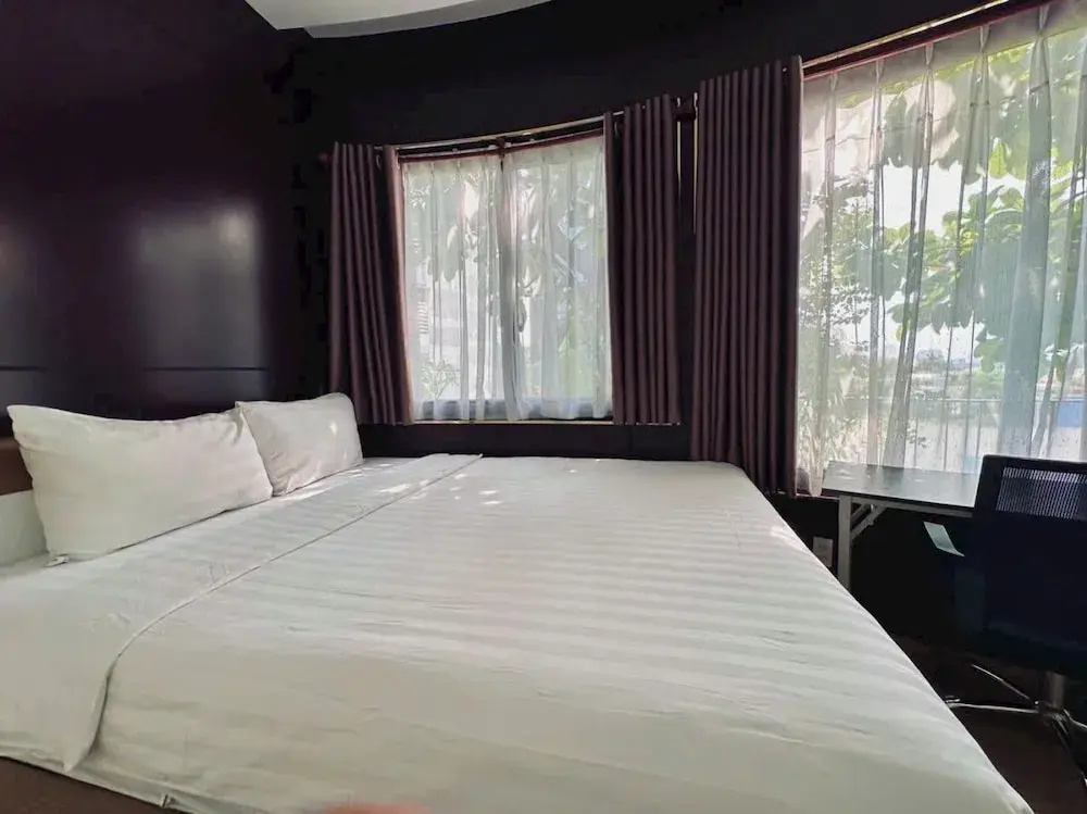 Metropole Cityview Apartment