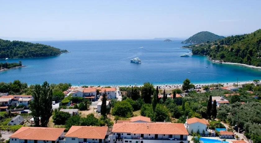 Beach & Waterfront