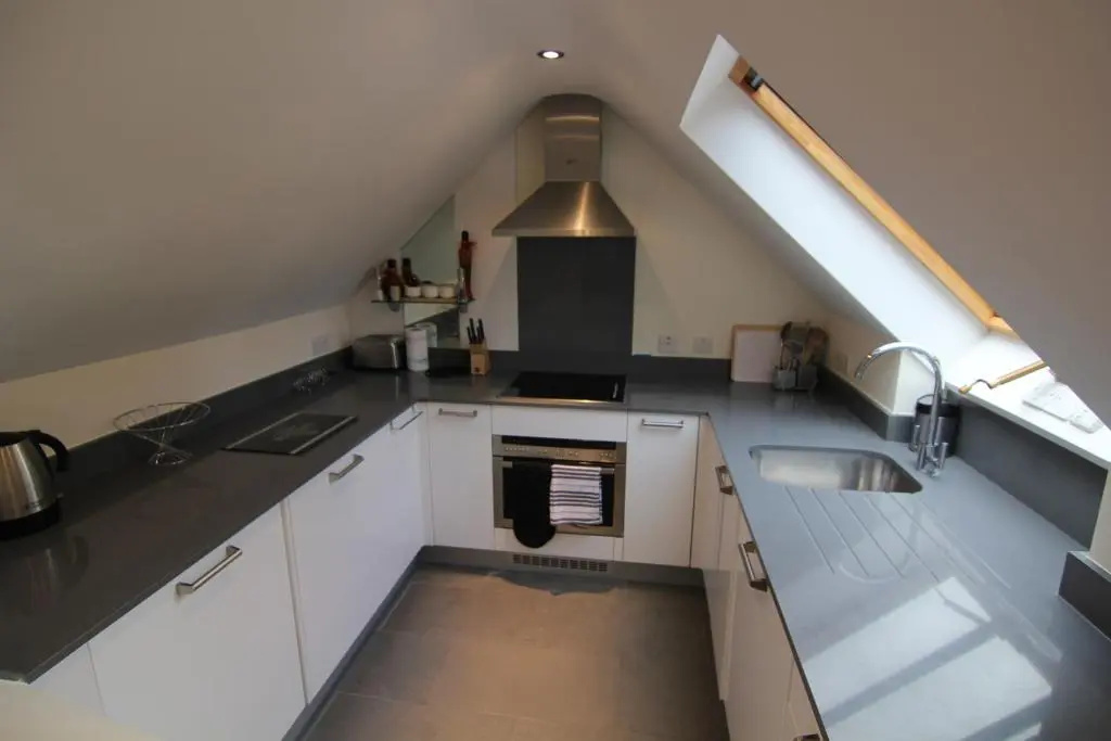 3 Bedrooms Apartment