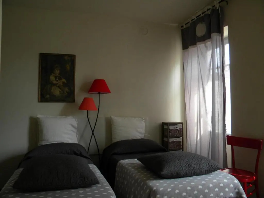 Standard Double room (twin beds)