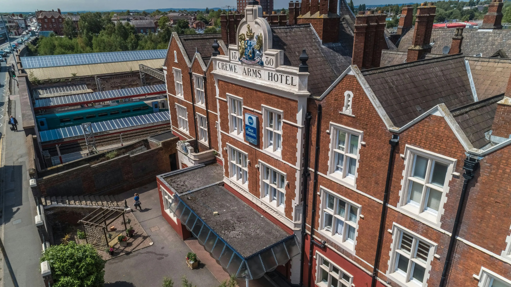 Crewe Arms Hotel