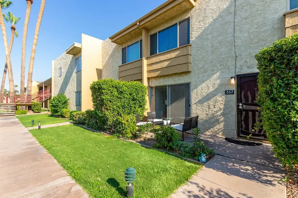 Rustic Modern Townhouse Old Town 4 Heated Pools
