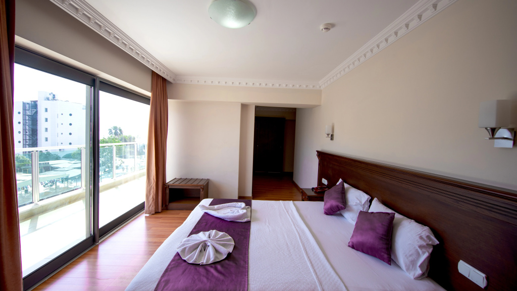 Cihan Turk Hotel — фото