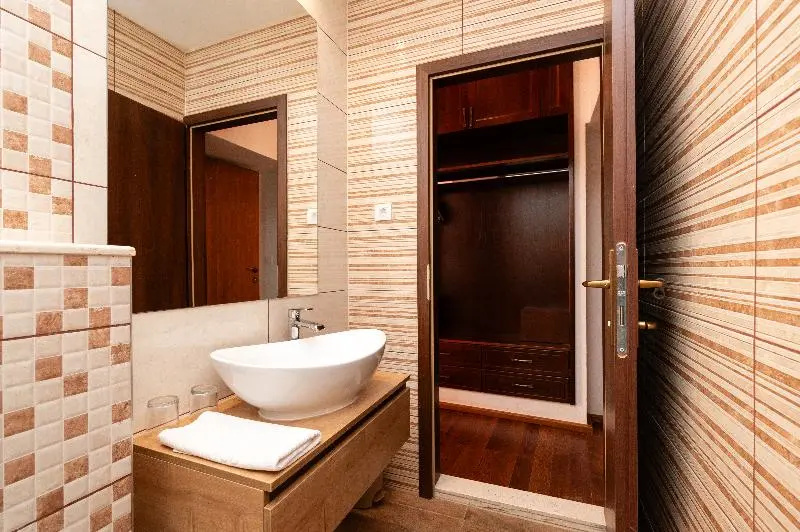 Heritage Hotel Tragos - Chambres