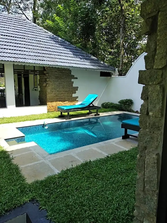 Mayas Beach House - Boutique Serviced Villa - Chambres