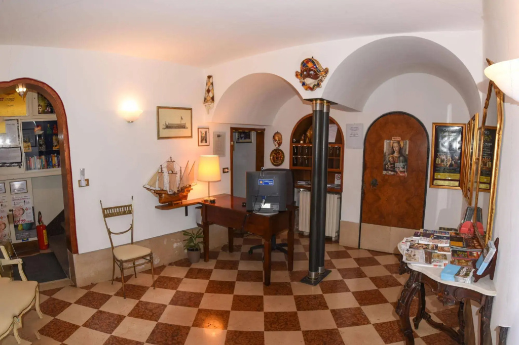 Hotel photo 13