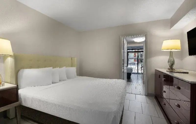 Deluxe Junior Suite