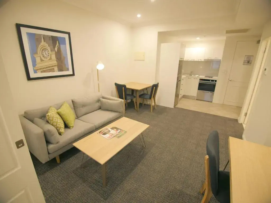 1 Bedroom Double Suite (full double bed)