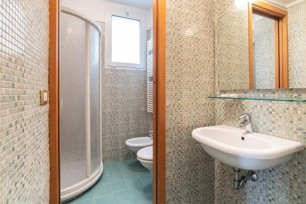 1 Bedroom Basement Apartment