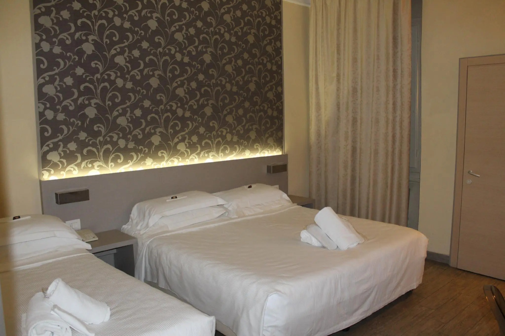 Triple room