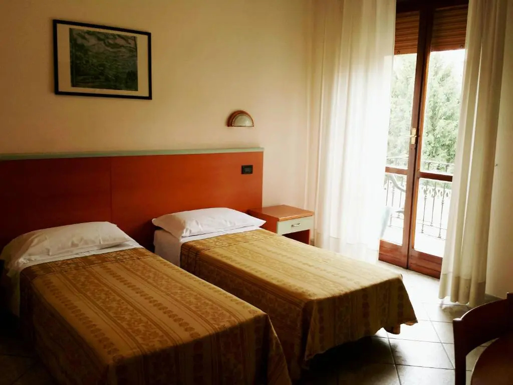 Standard Double room (twin beds)