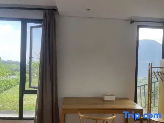 Standard Double room with view (full double bed)