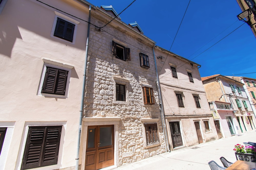 Apartment Rustika