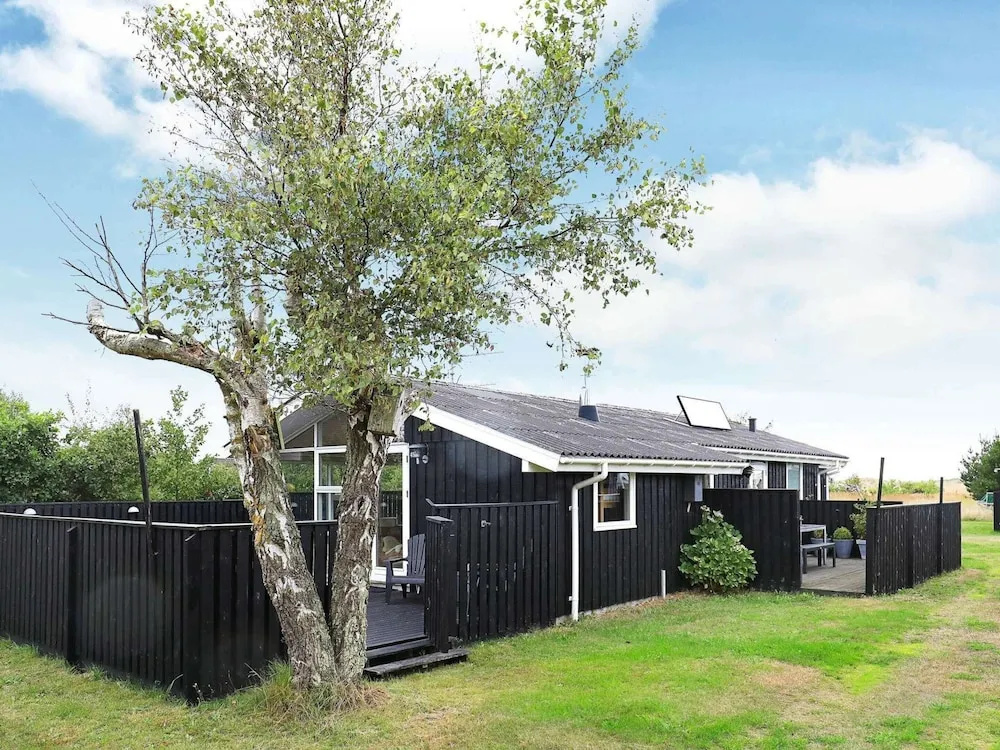 6 Person Holiday Home in Frederikshavn