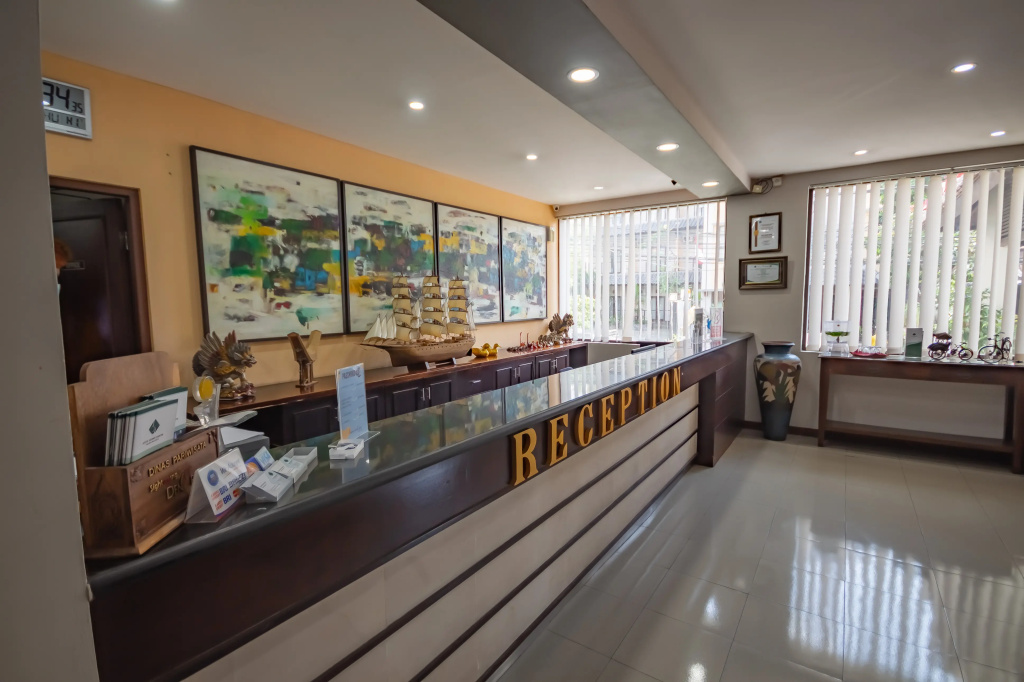 Grand Santhi Hotel — фото