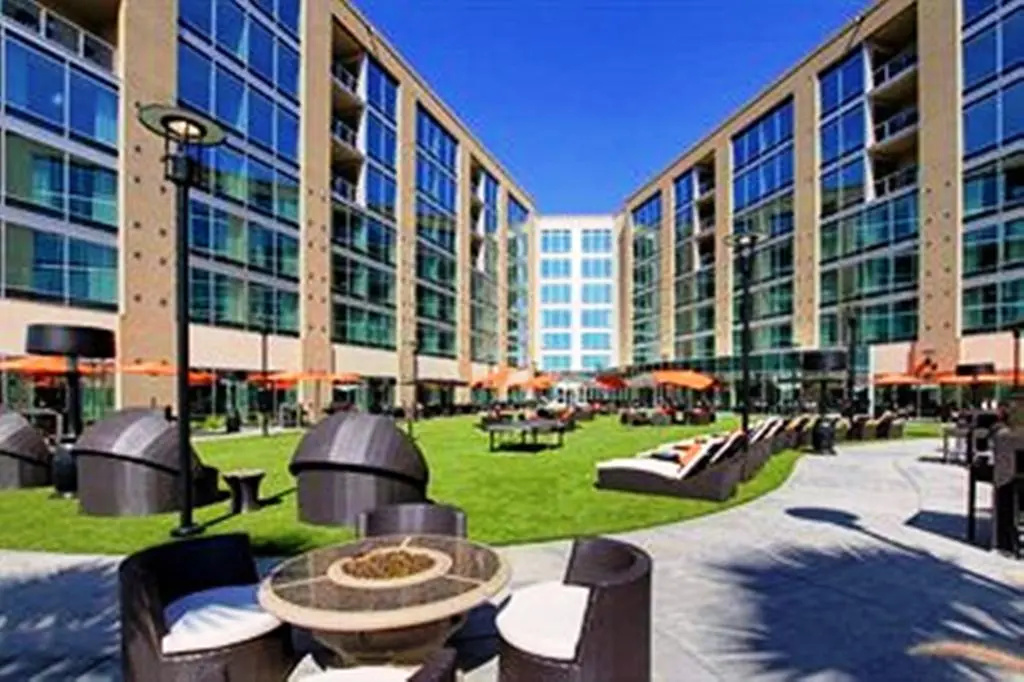 University Plaza Waterfront Hotel - фото 47