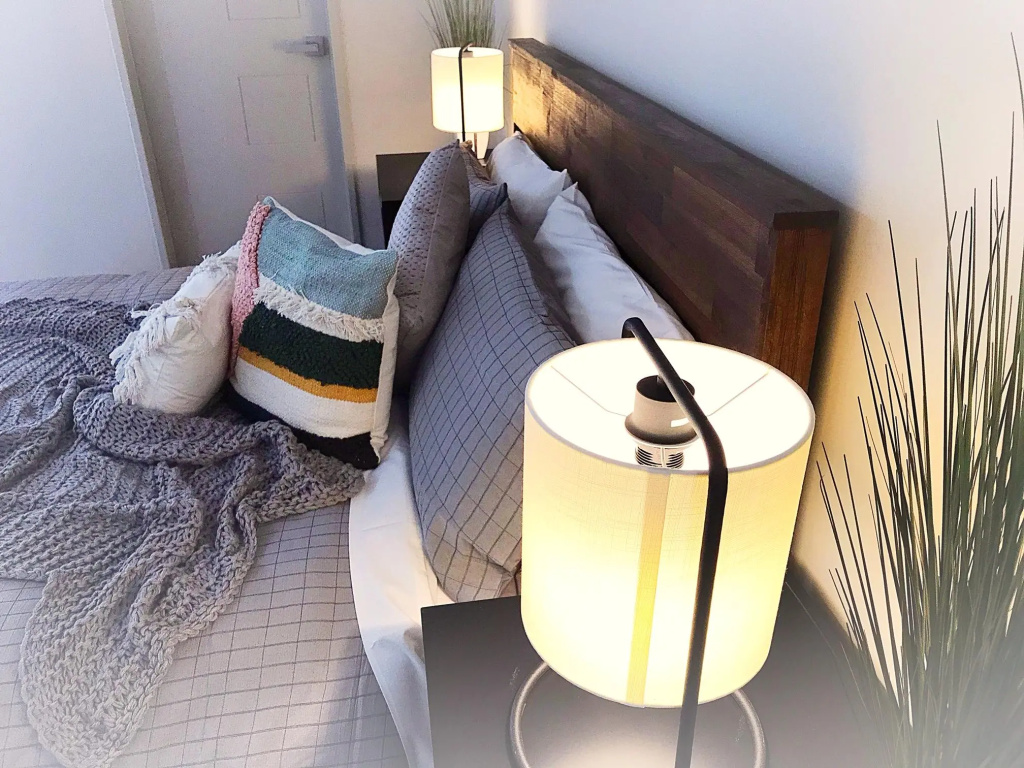 Deluxe Double room (full double bed)