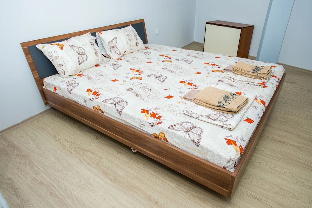 Aleks Lazur — фото