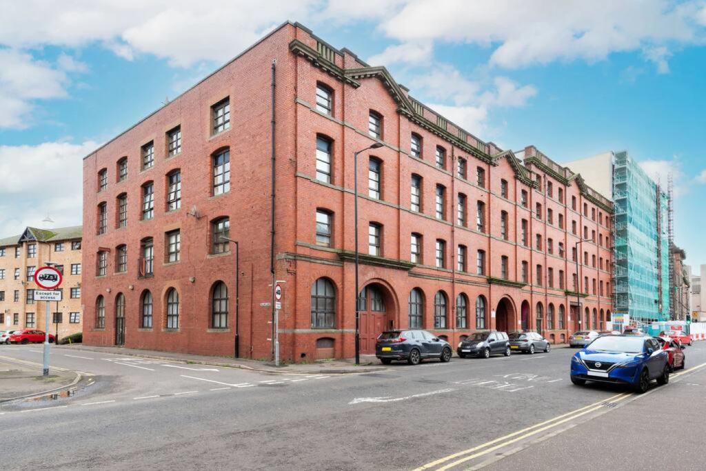 Bissets Bond - City Centre Warehouse Apartment