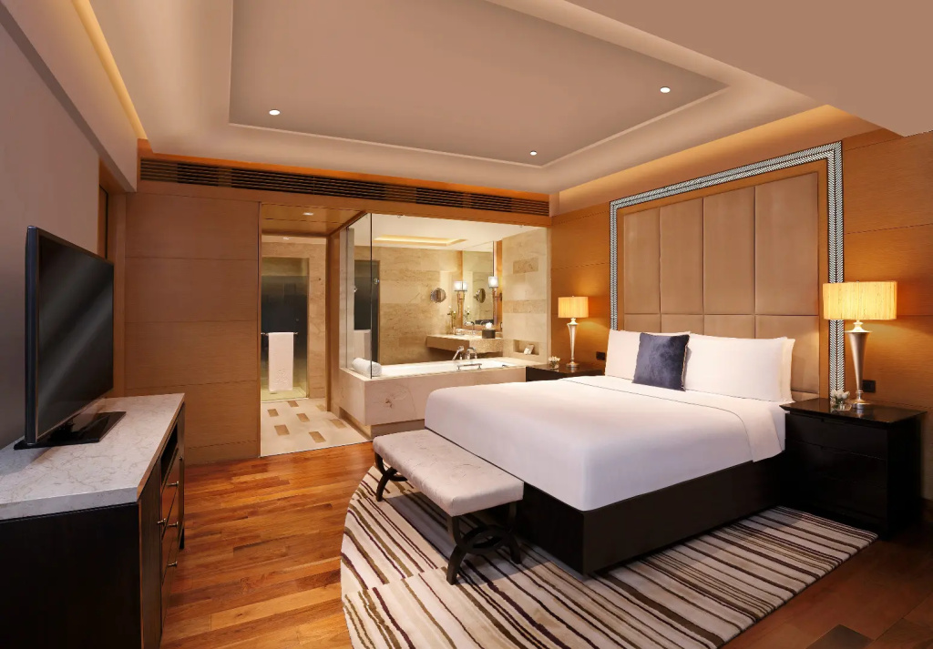 1 Bedroom Suite