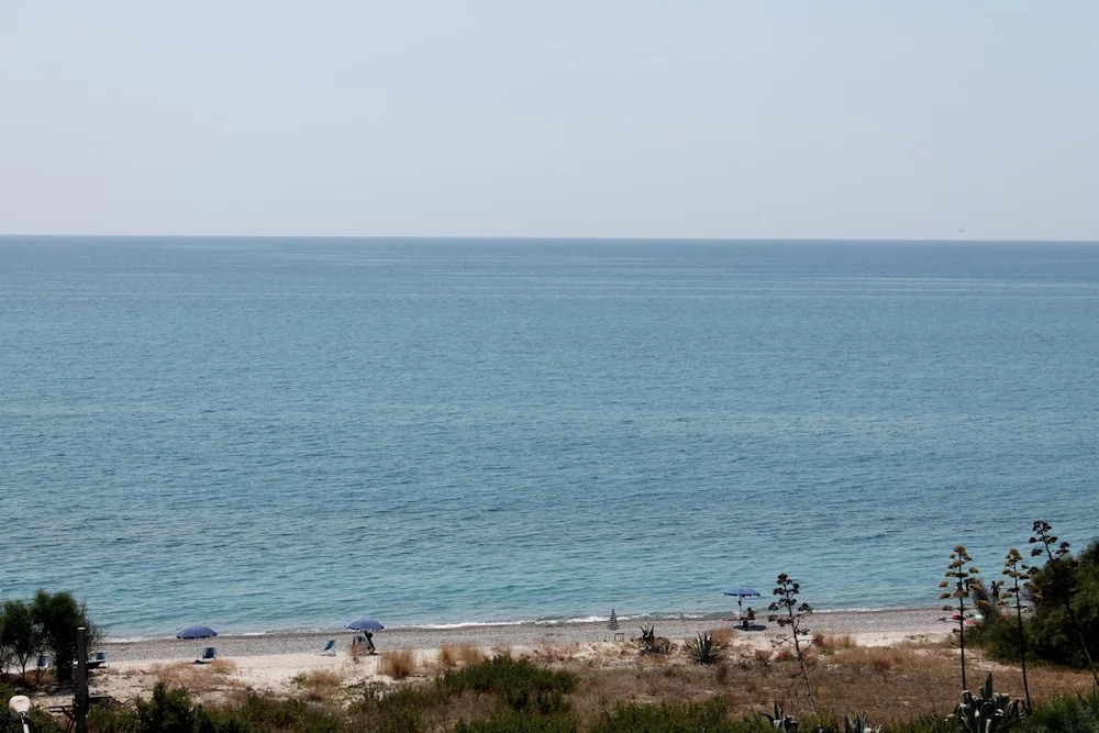 Beach & Waterfront