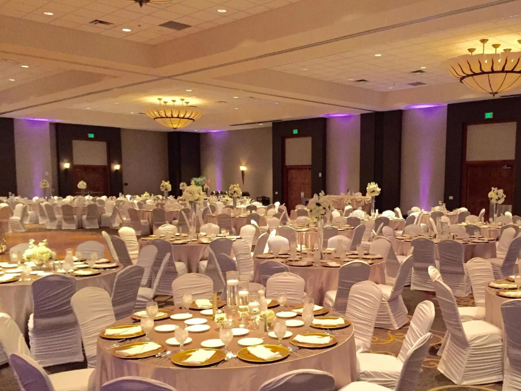 DoubleTree by Hilton Bay City - Riverfront - Général
