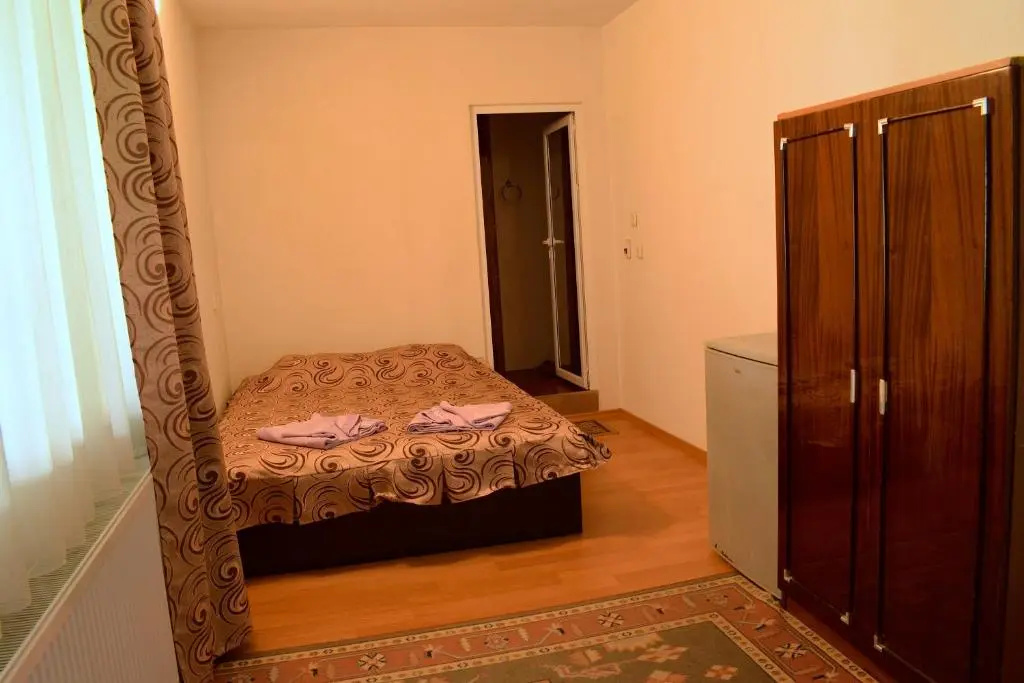 Comfort room