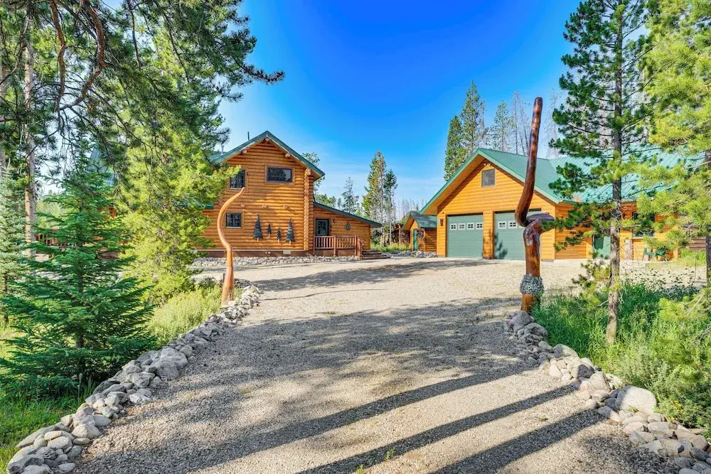 4 Mi to Rocky Mtn Nat'l Park: Cabin Near Town!