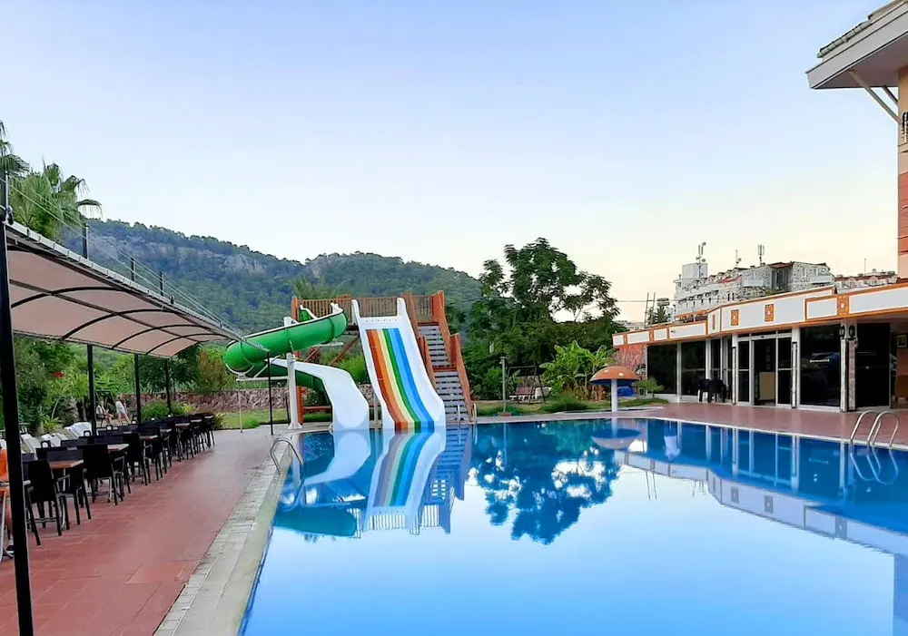 Hotel photo 13