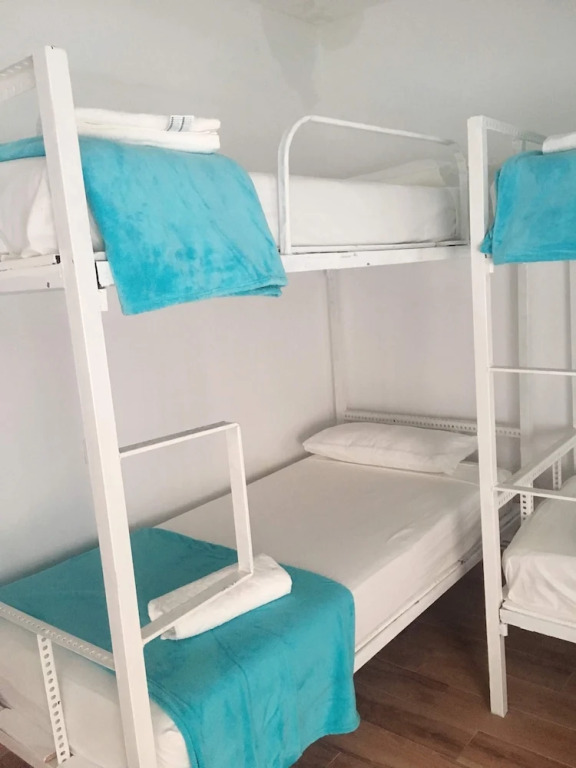 Кровать в общем номере в Hostel Sofía