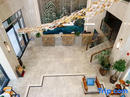 Homeinn · Fairyland Shangpin Hotel (Yuxi Xinping Minzu Square)
