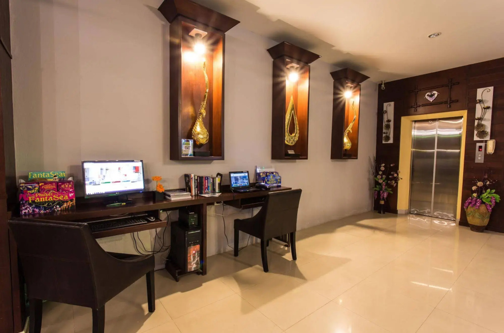Hotel photo 10