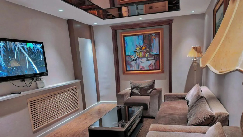 European Style Holiday Hotel — фото 2