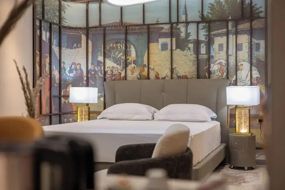 Suite with balcony