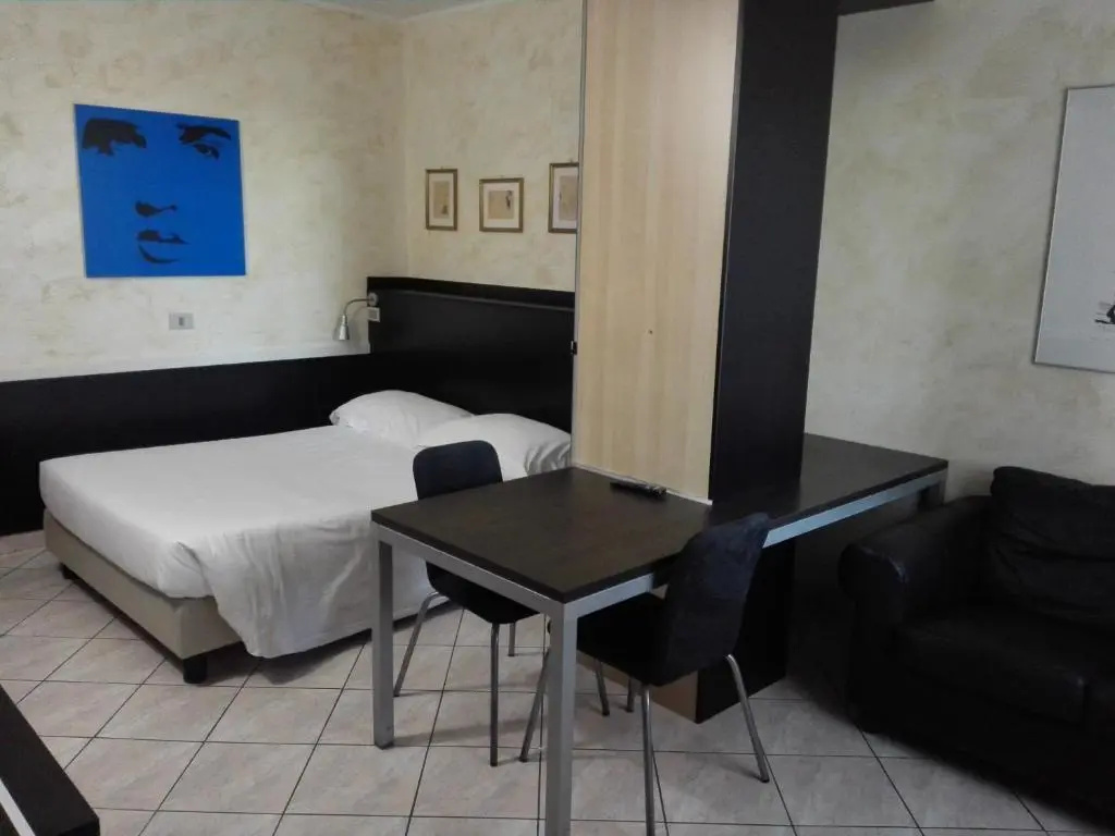 House Hotel Malpensafiera - Chambres
