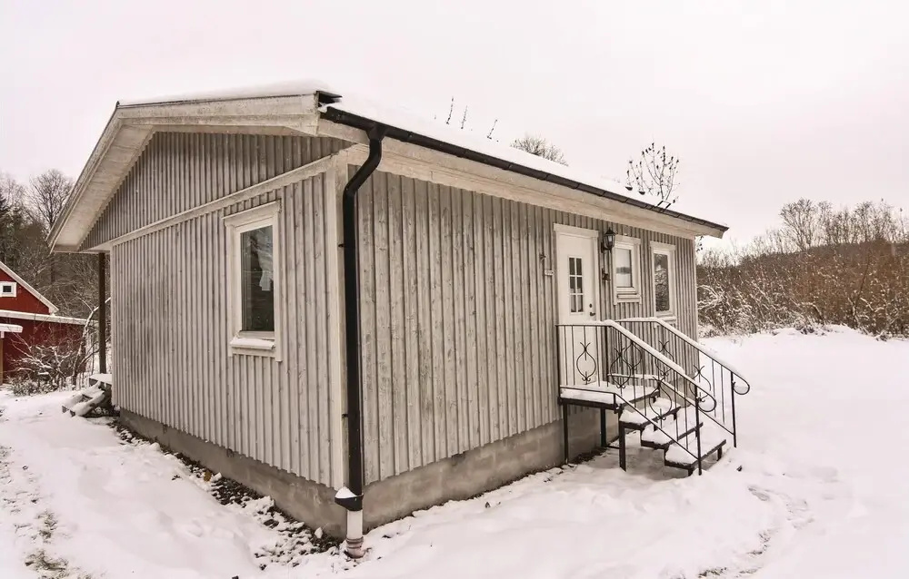Nice Home in Mellerud With 2 Bedrooms