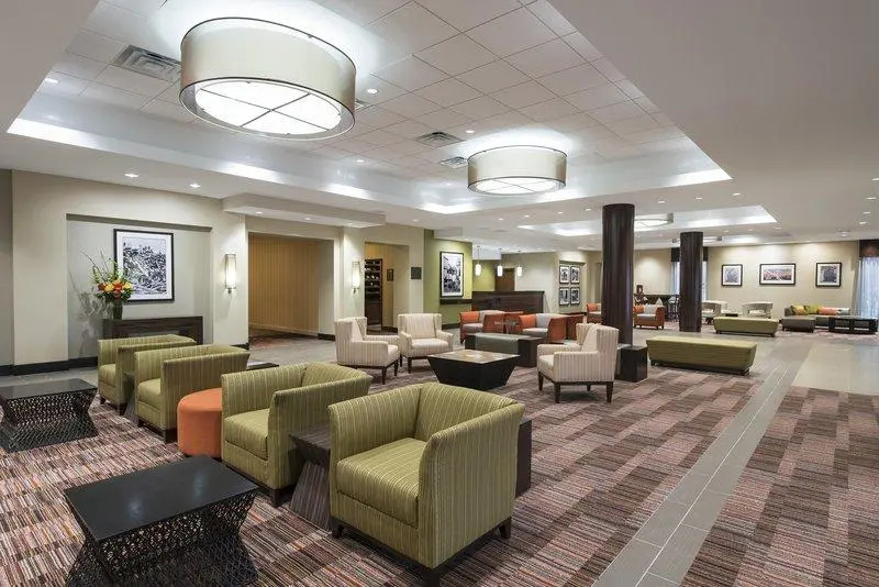 DoubleTree by Hilton Hotel Grand Rapids Airport - Chambres
