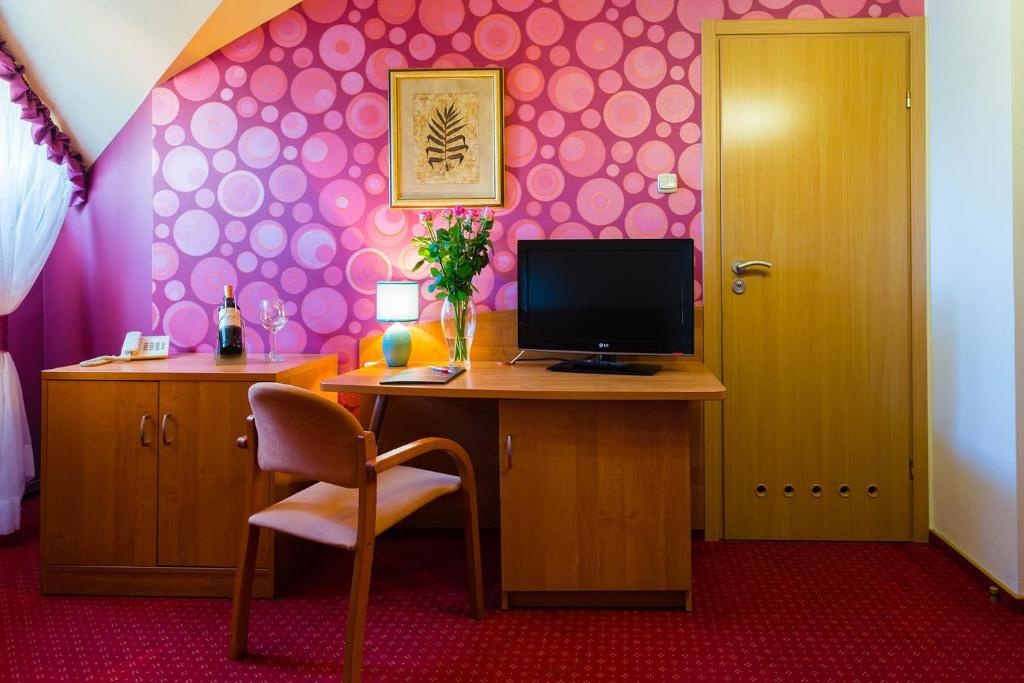 Hotel Ognisty Ptak - Chambres