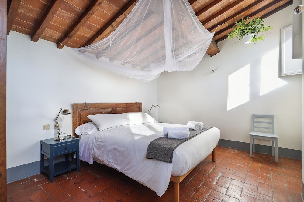 Capponi Terrace — 5
