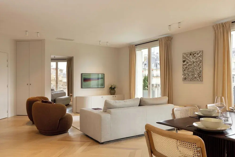 Spacious Apartment - 3br/8p - Eiffel Tower — фото