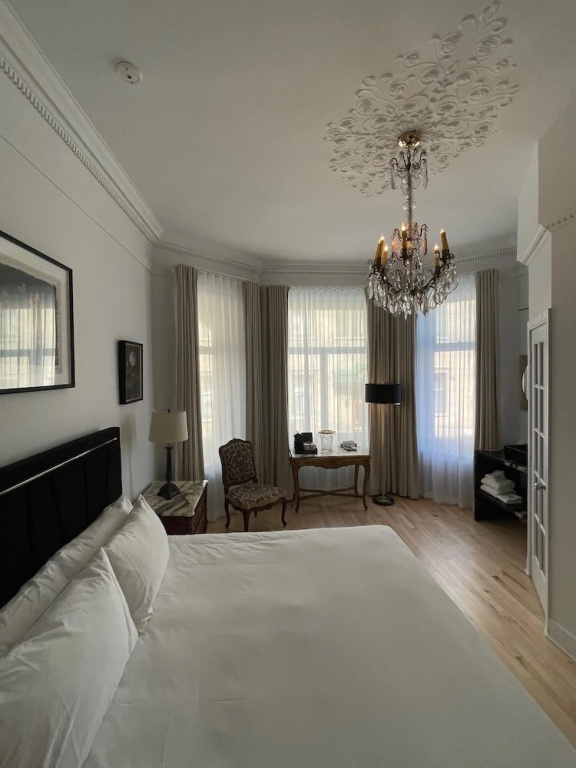 Standard Double room with panoramic view (full double bed)