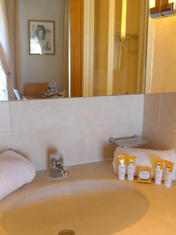 Hotel photo 30