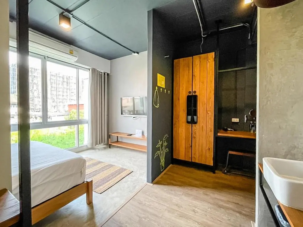 Standard Double room (full double bed)